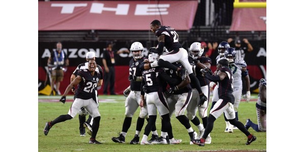 Arizona Cardinals rikkoo Seattle Seahawksin kuuden pelin voittoputken uudella kaudella